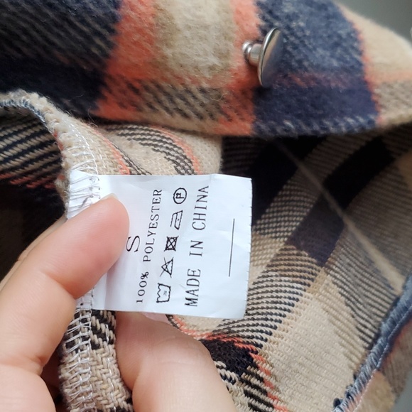 Flannel pattern Shacket - Picture 5 of 5